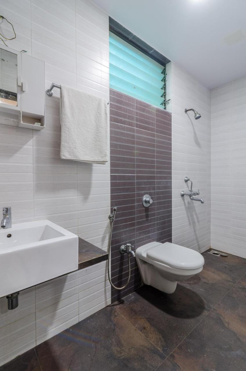 Hotel Sharda Мумбай Екстериор снимка